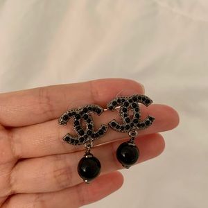 Vintage Chanel earrings - perfect condition